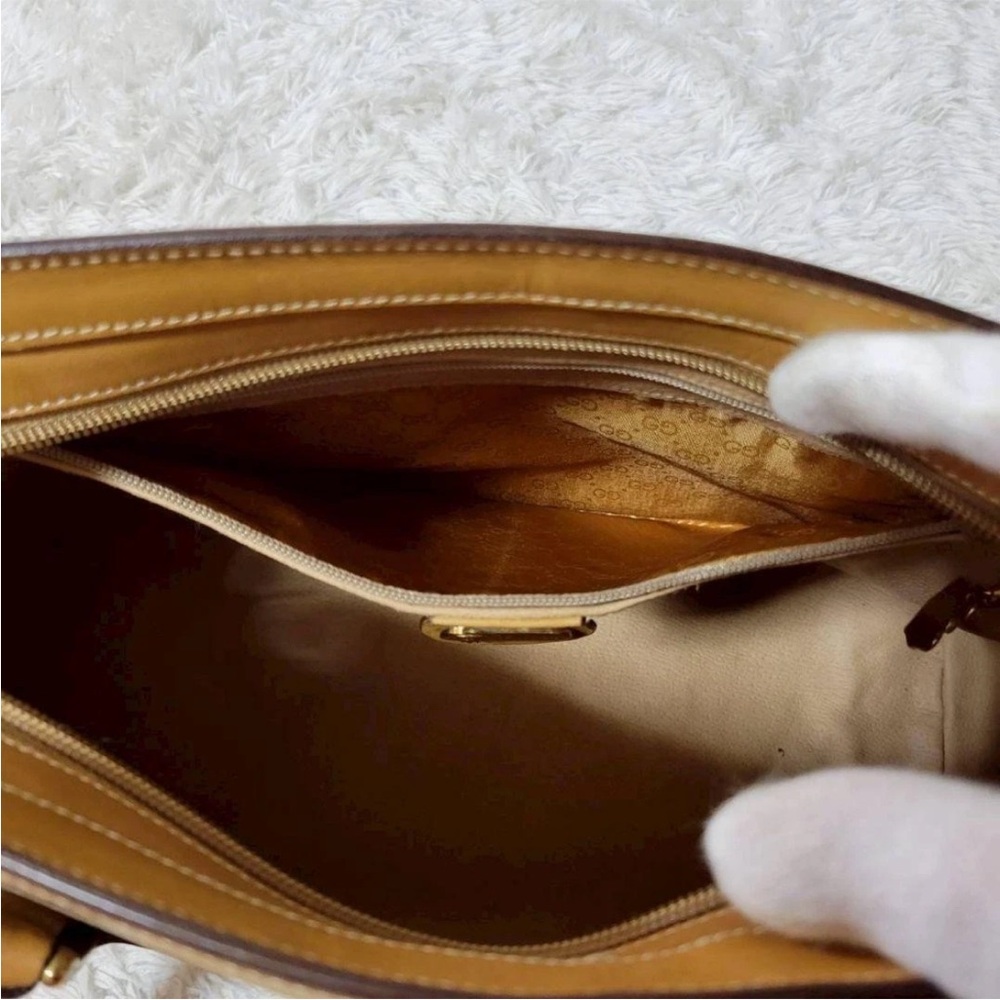 Gucci Tan and Brown Satchel Bag with Wallet - Picture 7 of 16